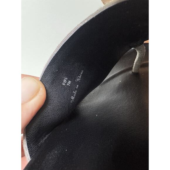 Donald Pliner Sandals Womens 7 Silver Metallic Platform Slide Thong Minimalist - Picture 13 of 13